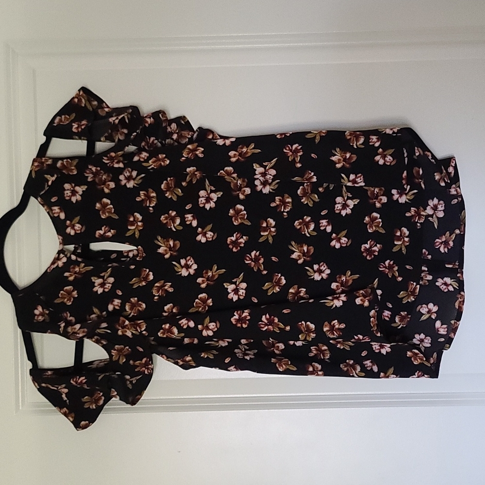 Date night top by ABOUND